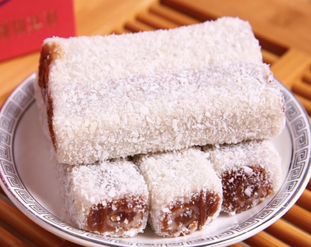 Beijing Rice Cake: A Traditional Local Snack