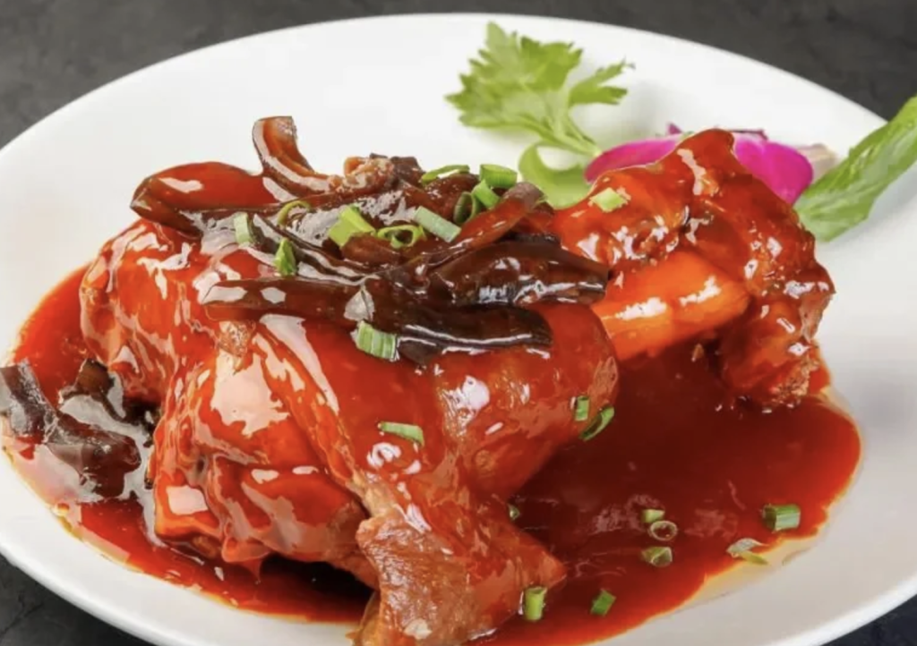 Bingtang Zhouzi (Rock Candy Pork Hock)