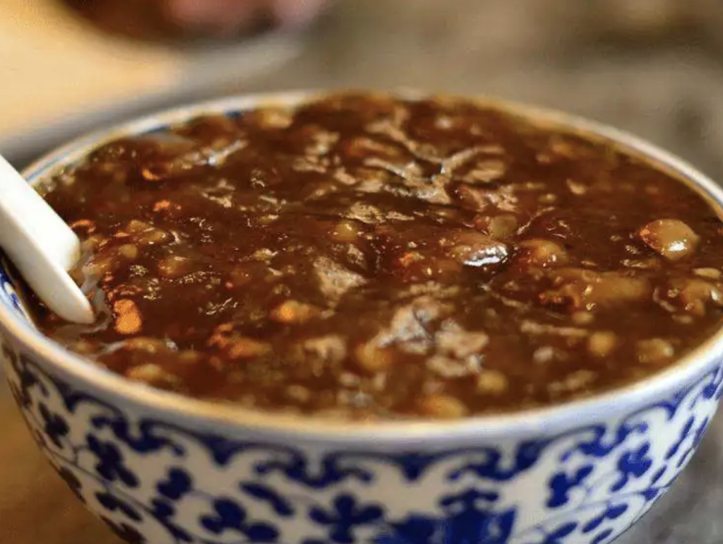 Beijing Stir-Fried Liver: A Century-Old Culinary Tradition